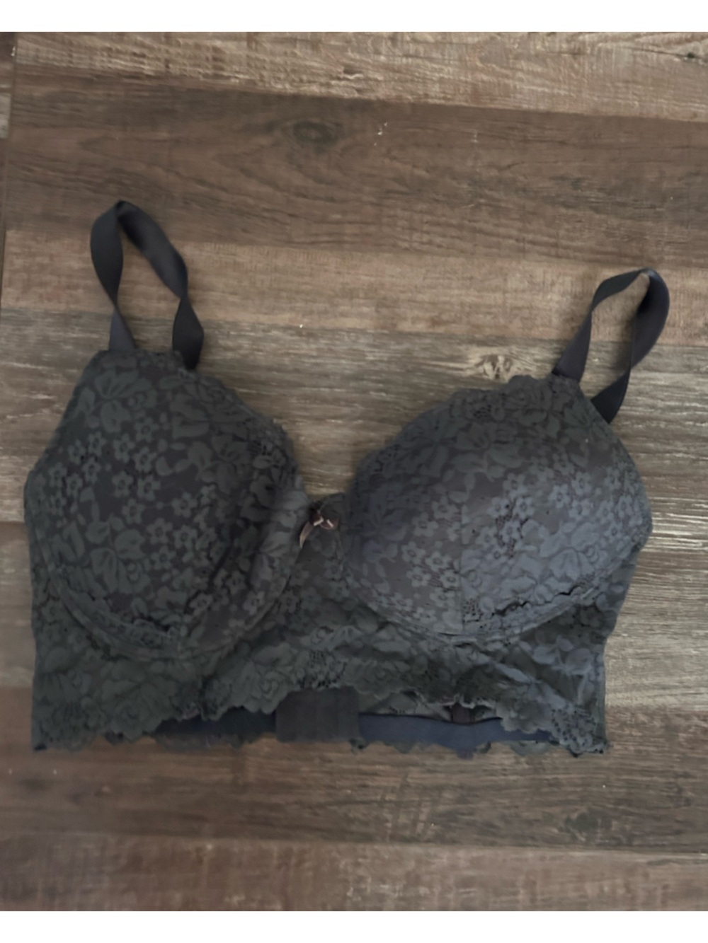 Honeydew Intimates grey lace bra wide band